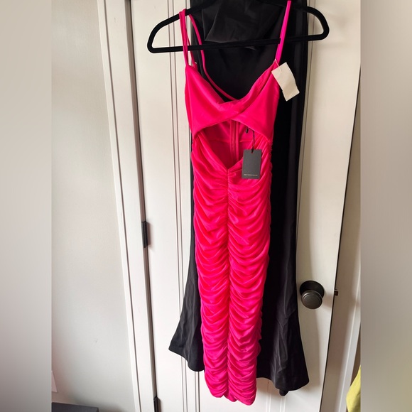NWT Revolve x Michael Costello $258 Davie Midi Dress in Hot Pink Ruched XS - Picture 7 of 8